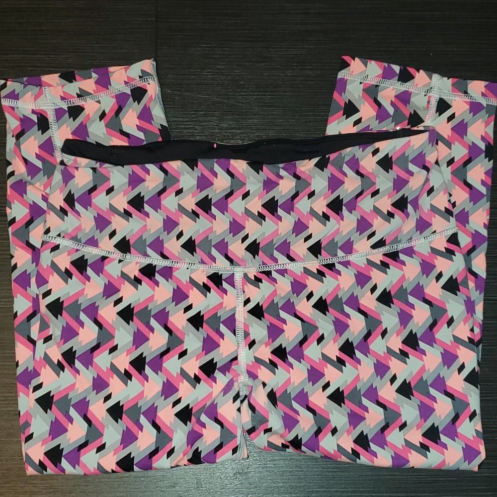 Victoria Sport Knock Out Capri legging